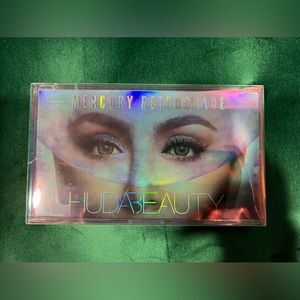 Huda Beauty Mercury Retrograde pallet.